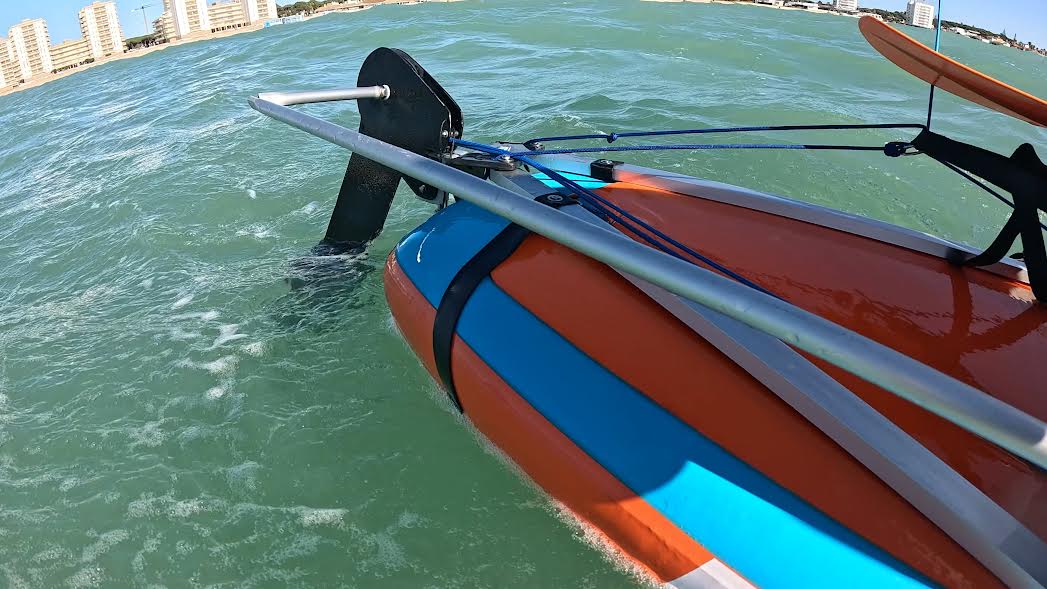 NUEVO Timón para paddle | Control total en la navegación en paddle con vela - Imagen 5